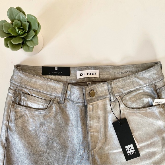 DL1960 Florence Crop Instasculpt Mid-rise, NWT - Picture 4 of 7